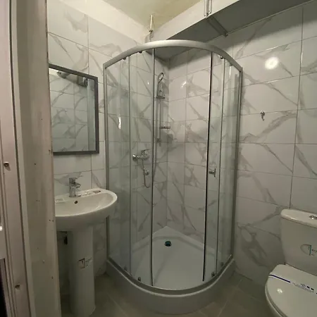Hotel лісапед на зустрічній *