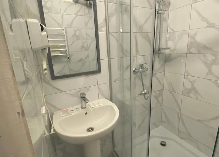 Hotel лісапед на зустрічній