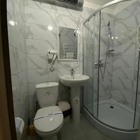 Hotel лісапед на зустрічній Lvov