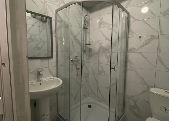 Hotel лісапед на зустрічній *